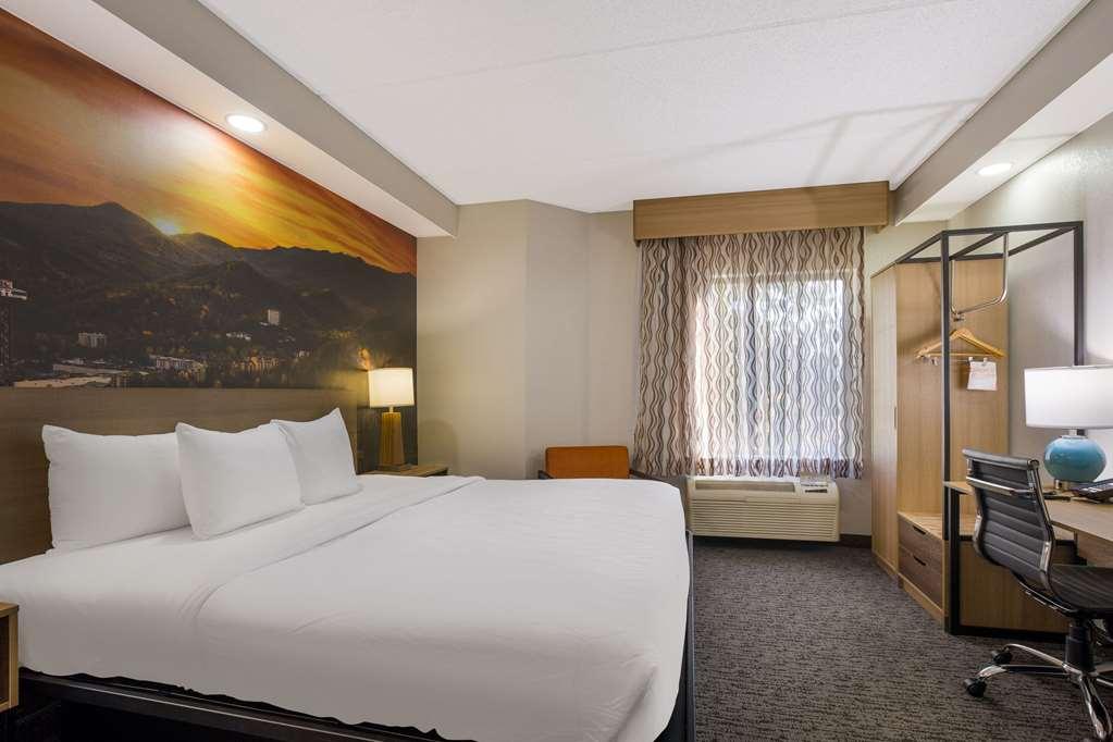 Clarion Pointe Sevierville-Pigeon Forge Chambre photo