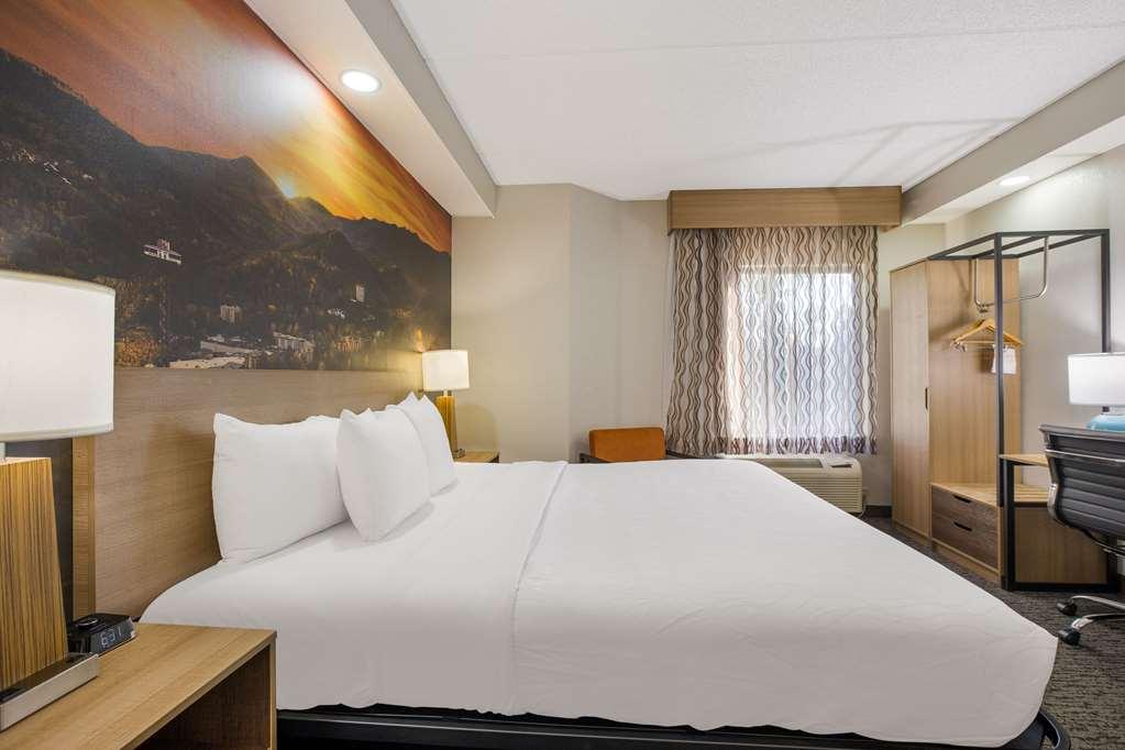 Clarion Pointe Sevierville-Pigeon Forge Chambre photo